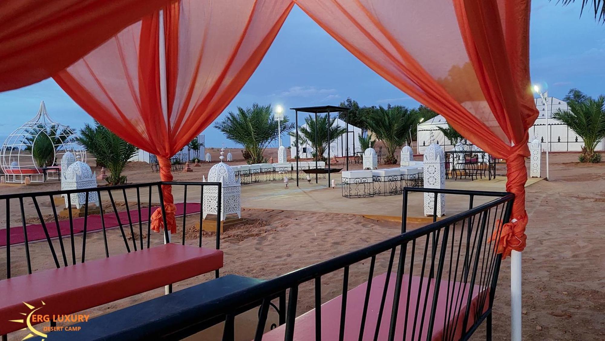 Отель Dounia Luxury Camp Мерзуга Экстерьер фото